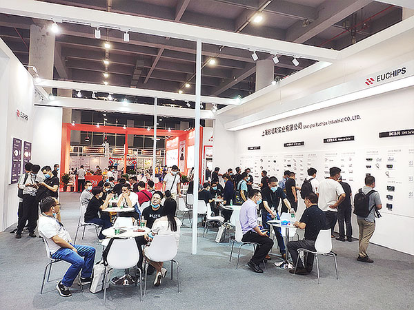 歐切斯引爆全場(chǎng)4